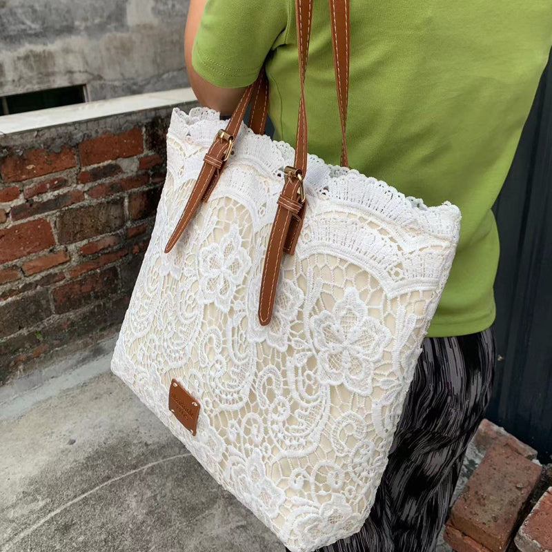 Sac En Dentelle Élégant