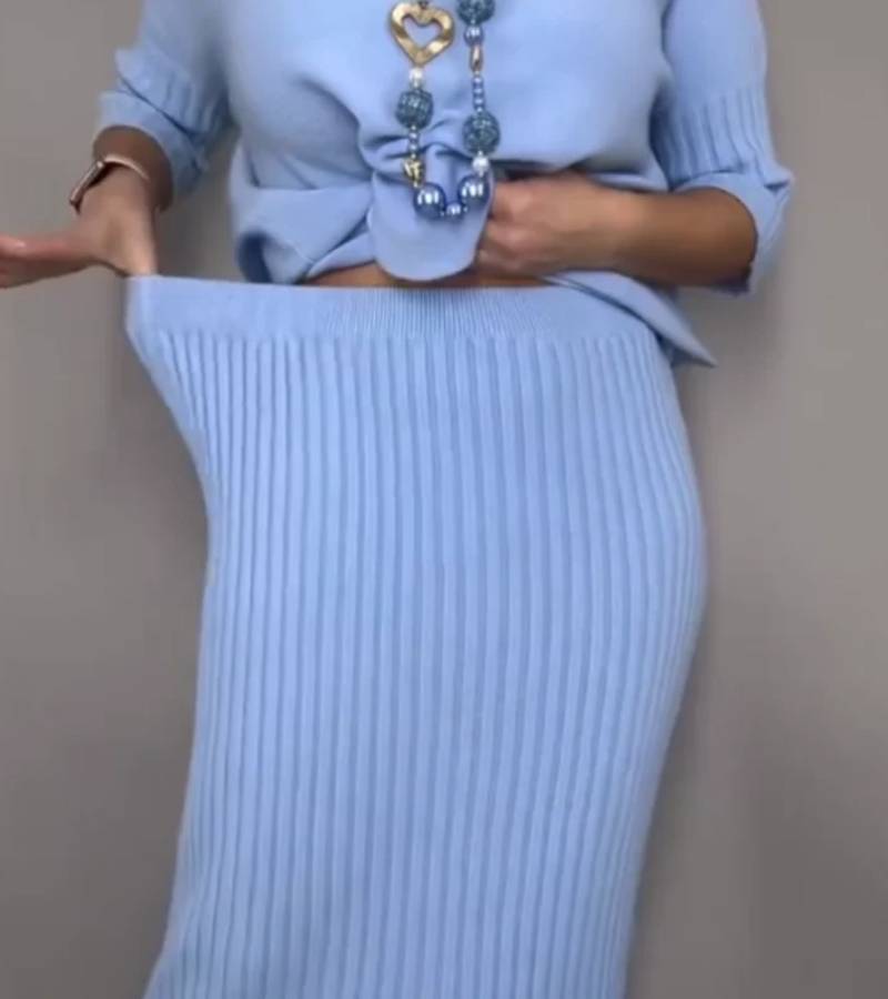 Hestia | Dzianinowy komplet ze spódnicą midi