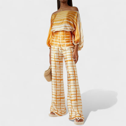 Zoria | Elegancki komplet dwuczęściowy z falistym nadrukiem