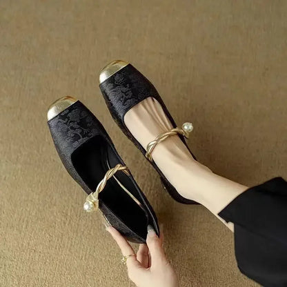 Melisa | Stylowe sandały z haftem